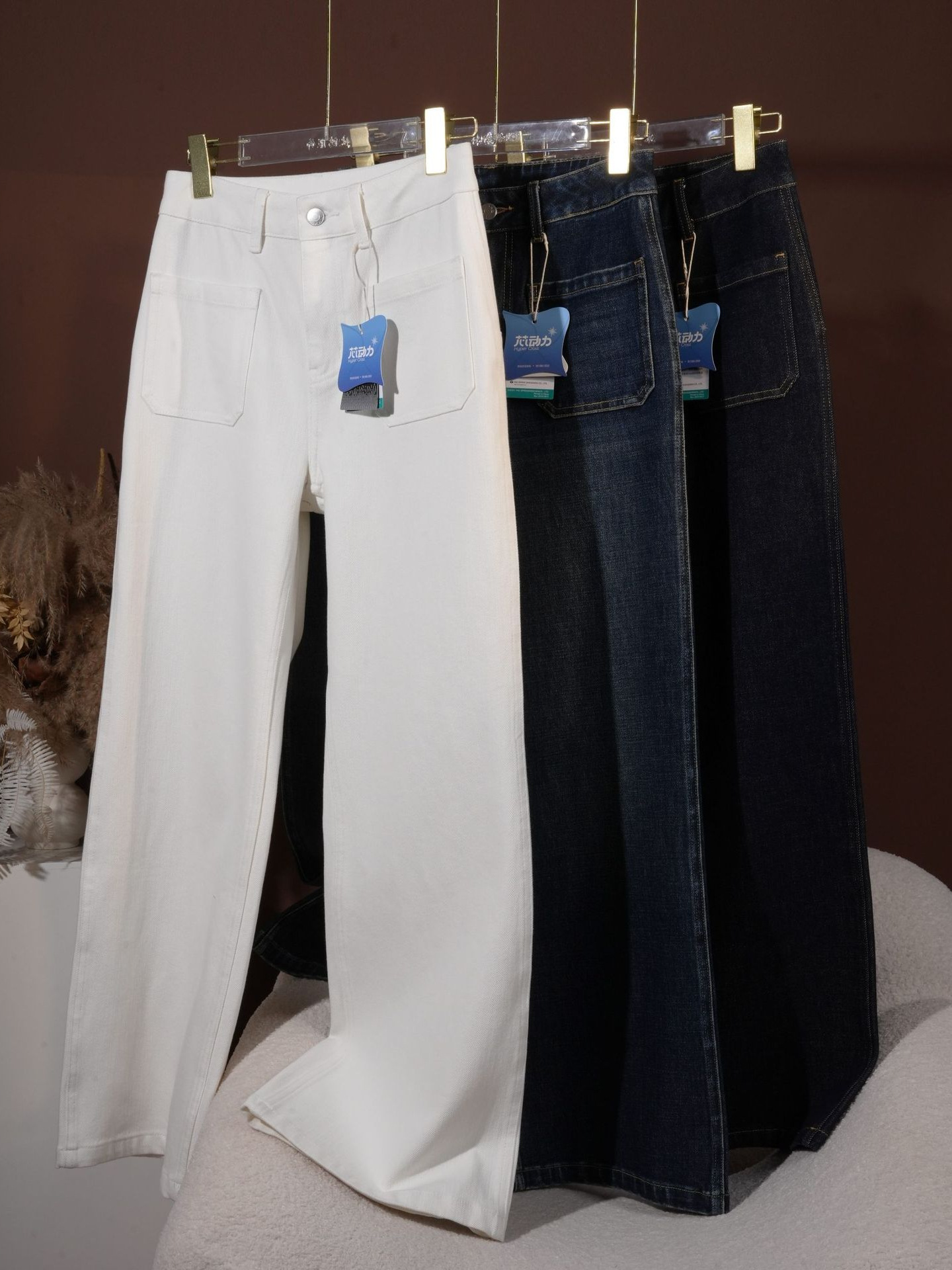 Qadın üçün dörd tərəfli uzanan denim şalvar, açıq yay