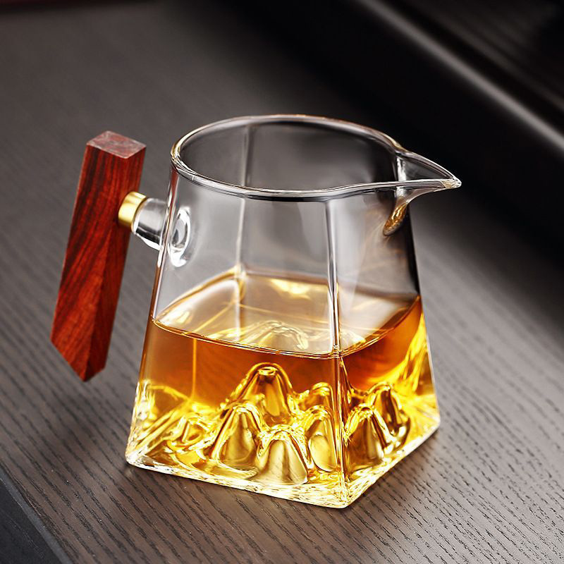 High borosilicate heat-resistant glass side handle fair cup glass…