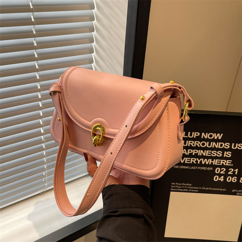 Women's 2024 New High Quality and Western Style One Shoulder Saddle Veatile Solid Color Crossbody Bag for Office_voghion.com
