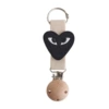 Apricot (wooden hat clip with holes) [black (eyes with hearts)]