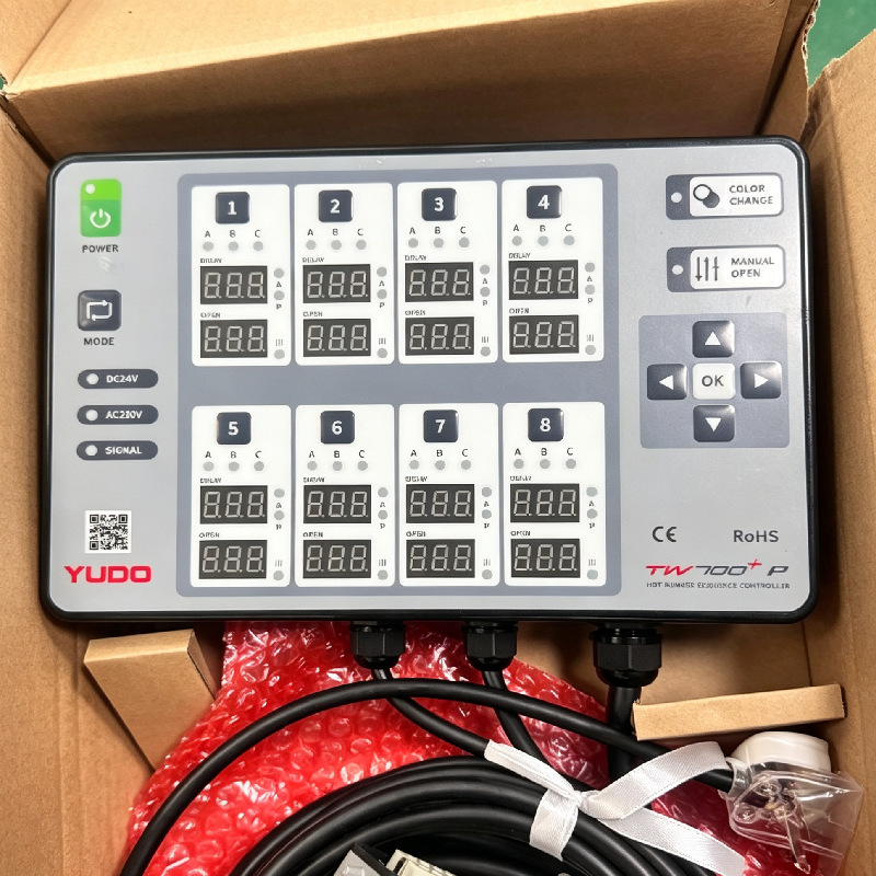 Korean Yudo hot runner temperature control box TW700+P needle valve timing controller 8-group thermostat genuine product Korean Yudo hot runner temperature control box TW700+P needle valve timing controller 8-group thermostat genuine product