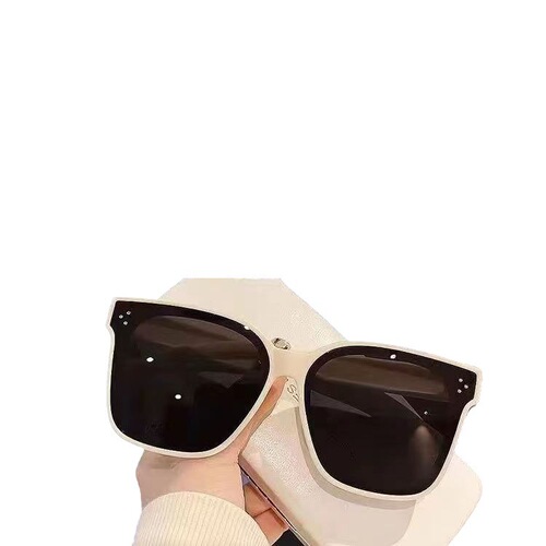  Fashionable V Brand Sunglasses Set Polarized Unisex Sunglasses High G Level Sunglasses Small Red Book Slim M