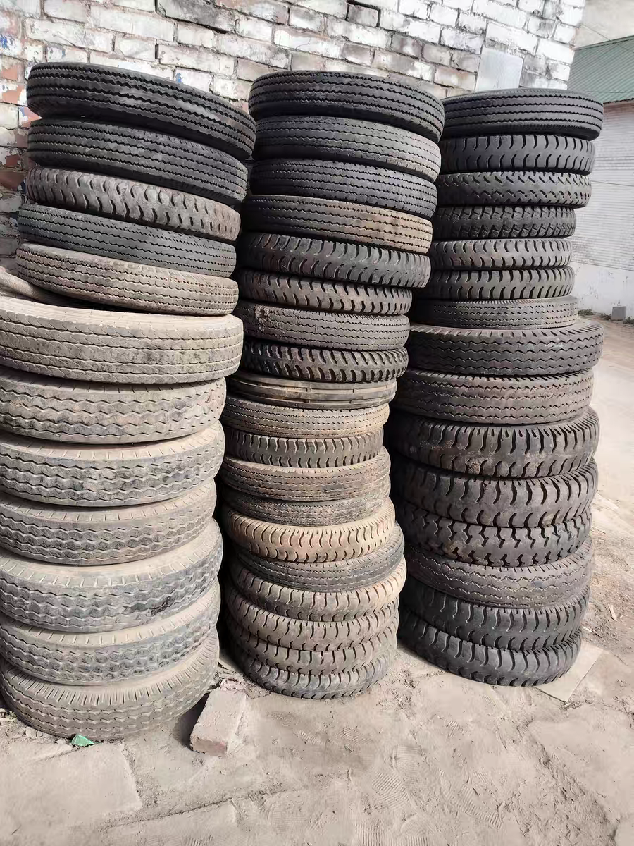 Used Nylon Agricultural Tires 600/650/700/750/825/900/1000 —13 14 16 20