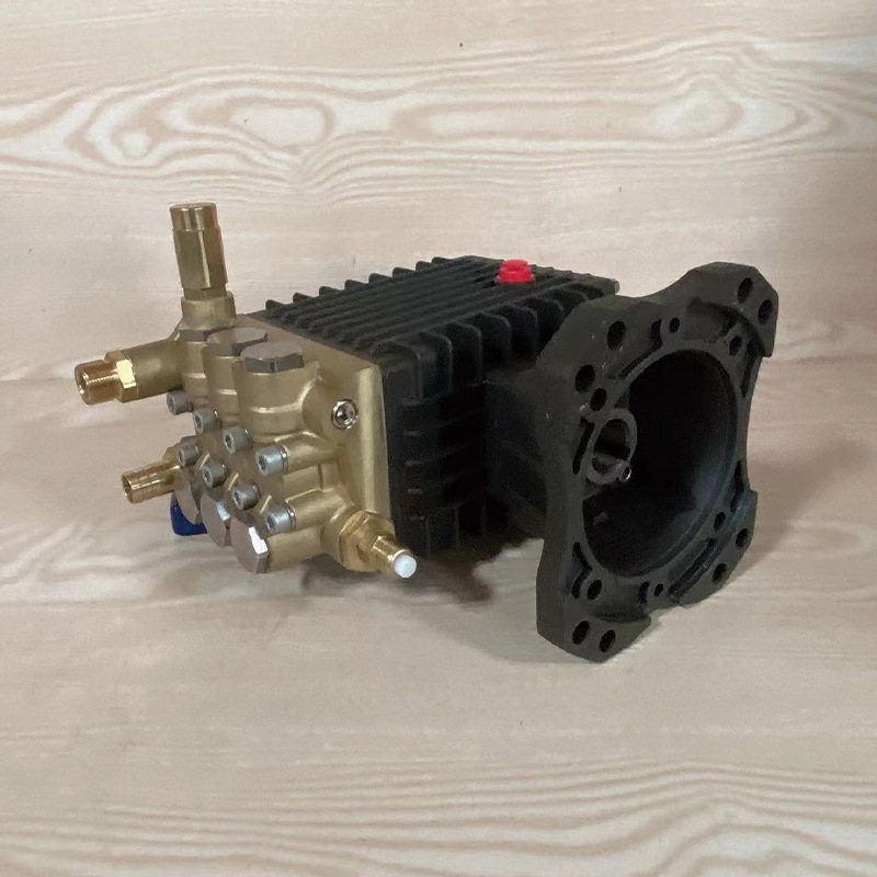 虎啸年华NH2007高压泵头适配汽油190柴油188-192柱塞泵清洗机机头