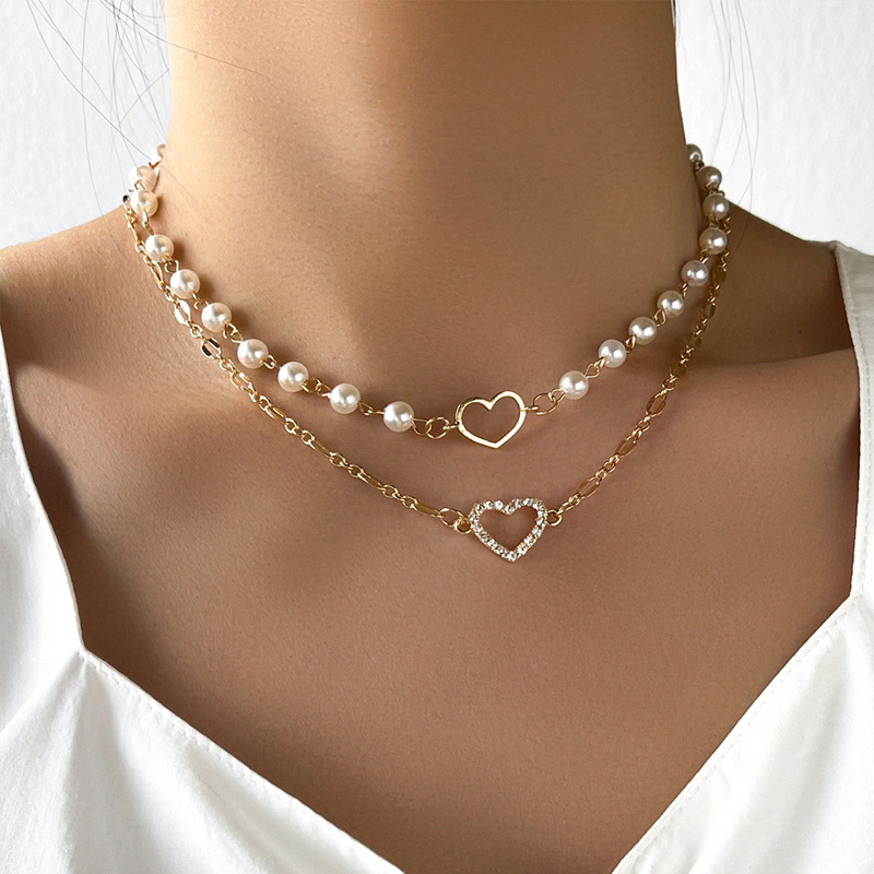 Wholesale Jewelry Hollow Heart Pendant Double-layer Pearl Necklace Nihaojewelry display picture 1