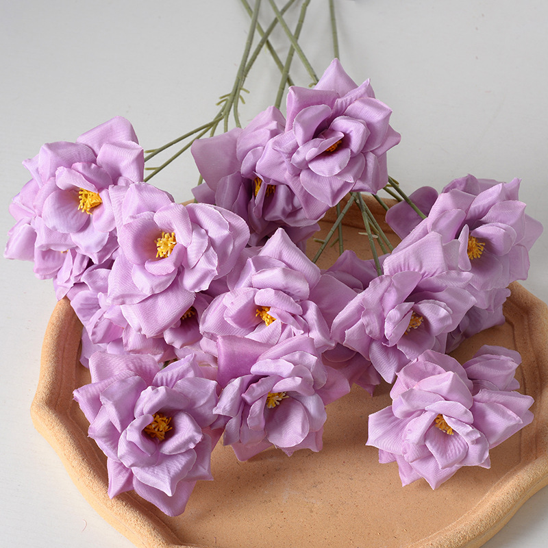 Nuevo producto 3 rosas flores artificiales camelia decoración de la sala de estar de la boda salón de bodas flores falsas flores artificiales