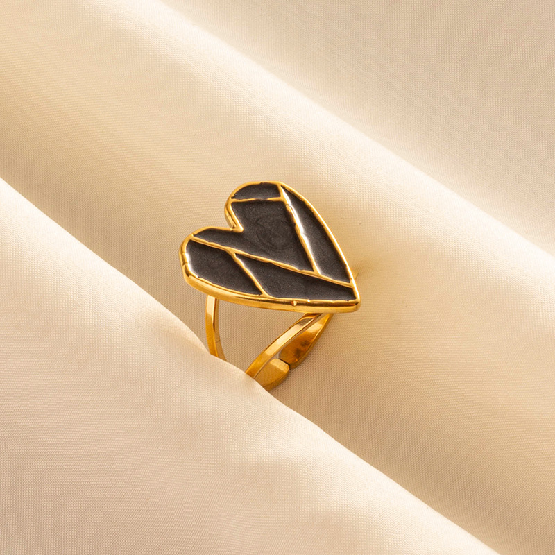304 Stainless Steel French Retro Love Oil Dropping Opening Ring Women's Niche Design Sense Ring Jewelry in stock