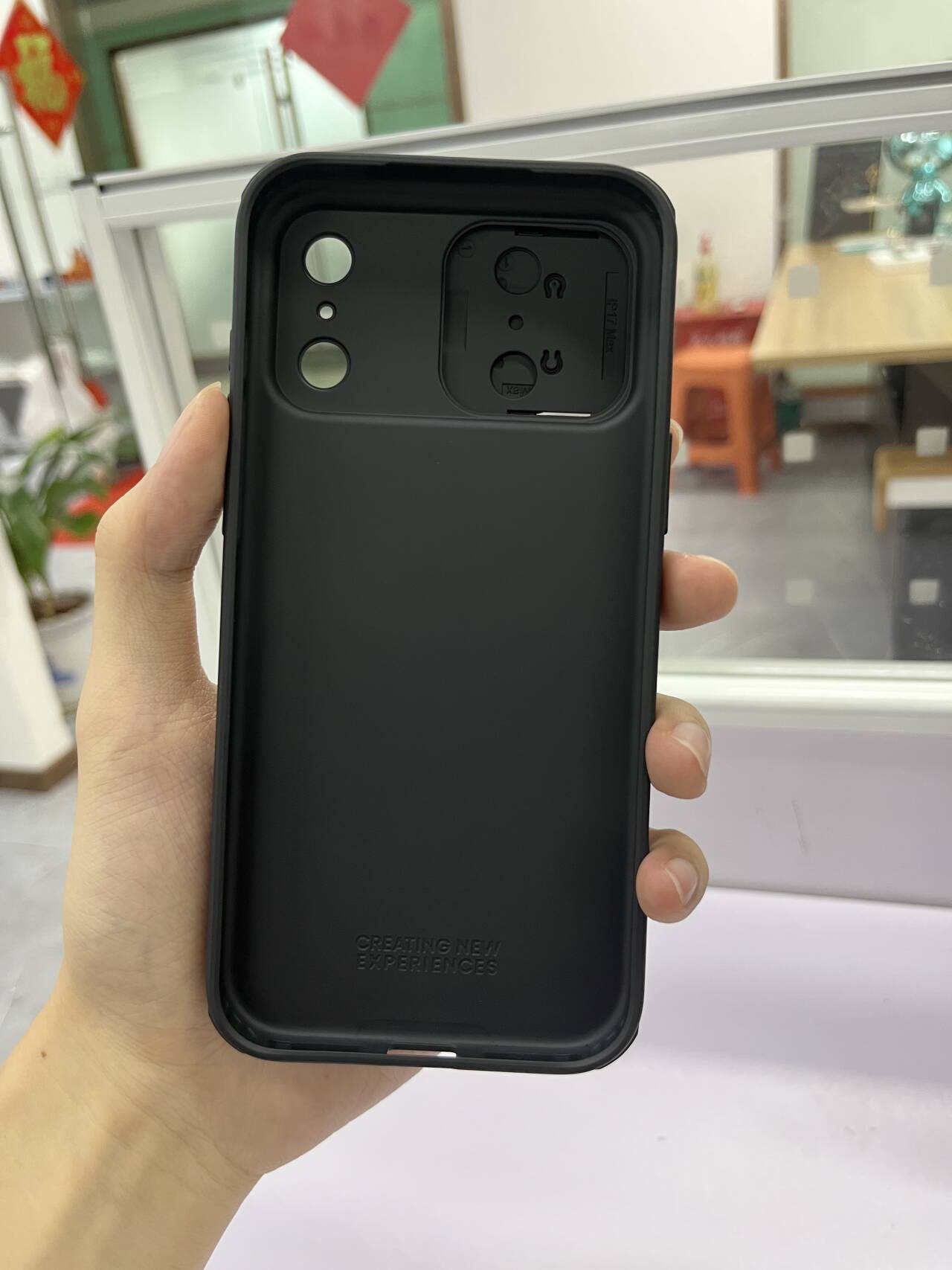 Ốp lưng Nillkin chống nhìn trộm, trượt che ống kính cho iPhone 17 Pro Max — Gương đen PRO Đen, Gương đen PRO Xanh, Gương đen PRO Titan Xám, Gương đen PRO Vàng chi tiết 23
