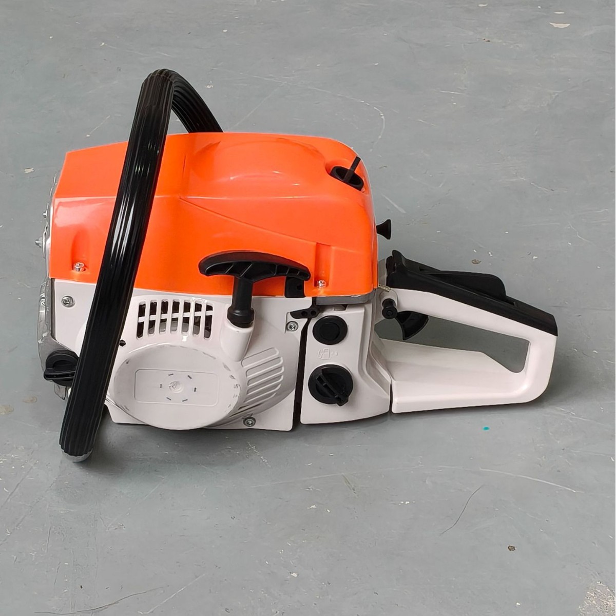 新款汽油伐木锯大功率20寸消防链锯多功能油锯省油超易启动伐木锯