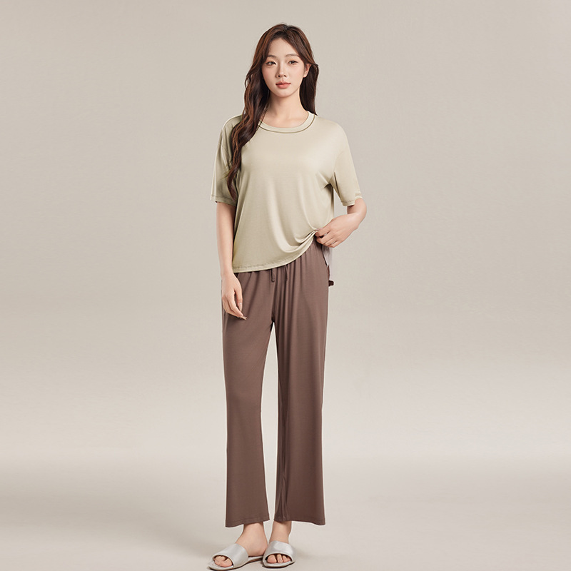 코코넛 밀크 화이트 + 브라운