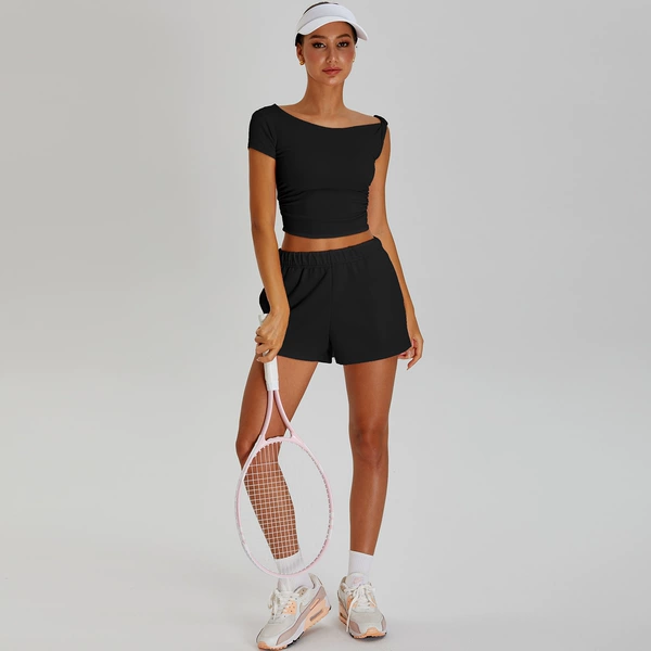 Black (top + shorts)