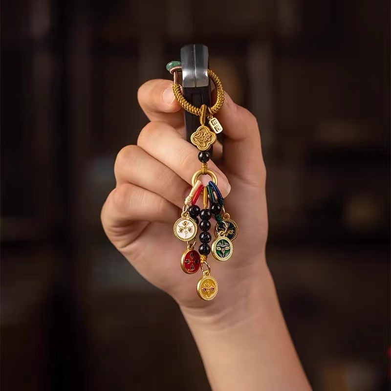 新商品の国潮風唐カード五路財神のキーホルダーは幸運の創意の手作りの自動車の鍵を掛けて贈り物をします。