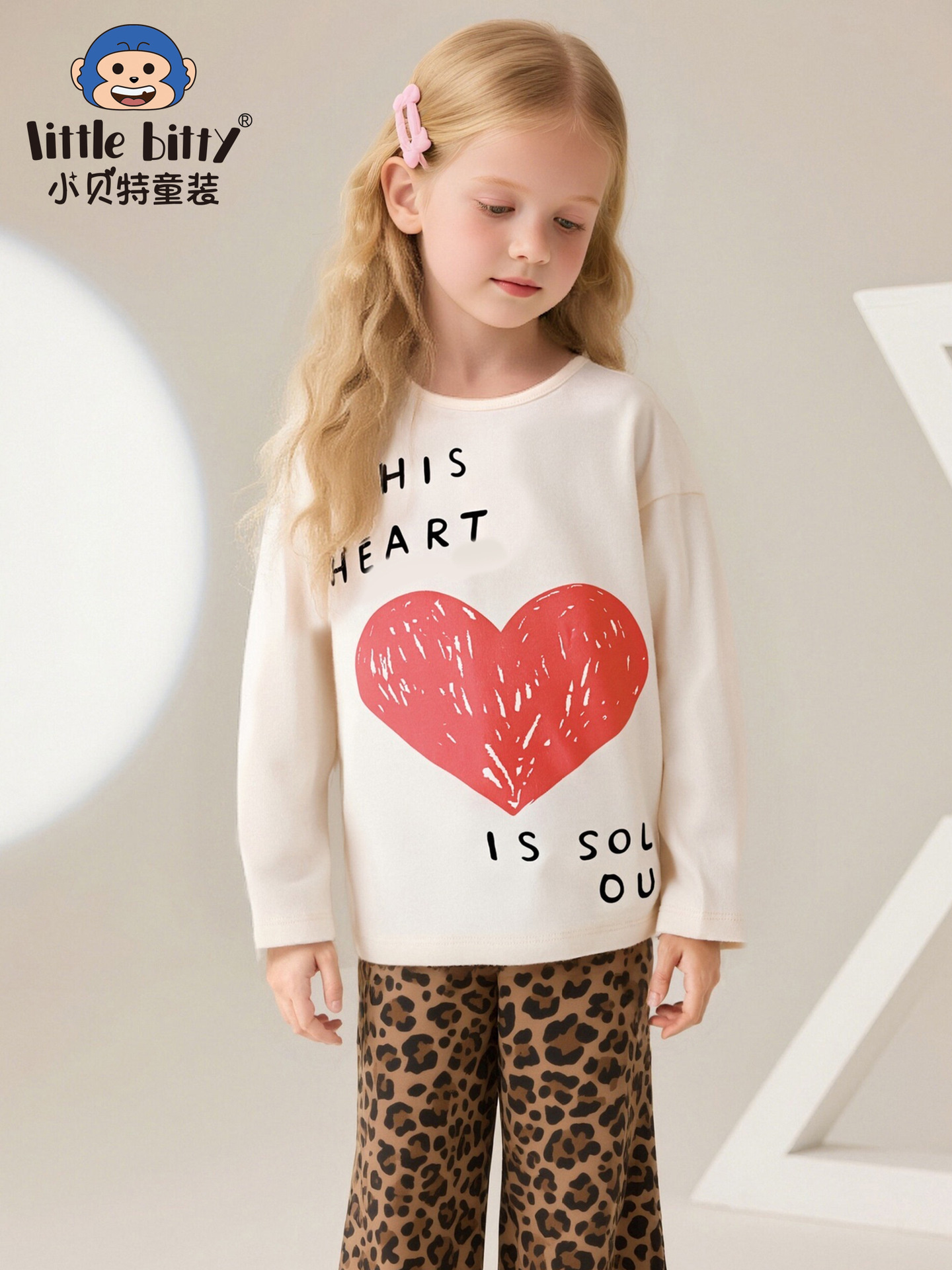 2025 New Autumn and Winter Children's Long-Sleeved T-Shirts Sweet Girls Round Neck Love Printed Tops Ready for Sale