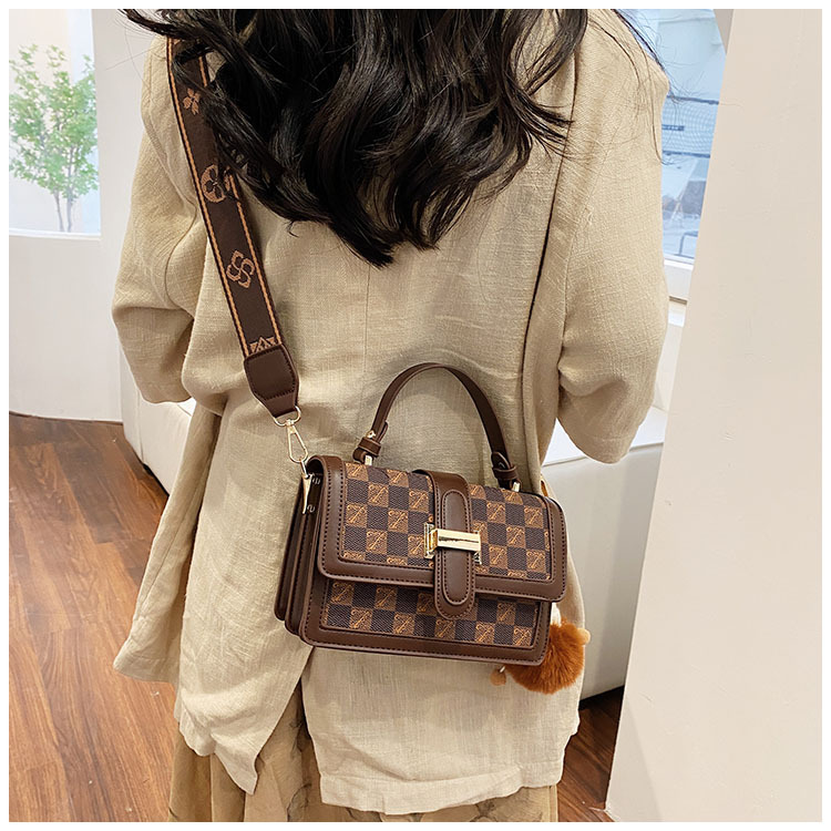 Borse da donna 2023 nuova borsa a tracolla con texture di fascia alta dal design di nicchia classica borsa quadrata piccola borsa a tracolla versatile quotidiana_voghion.com