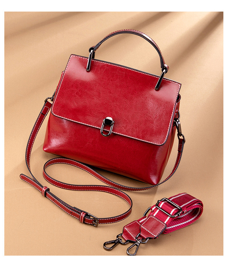 600g Weight Polyester Lining Material Zipper Closure Type Single Shoulder Strap Strap Type Shoulder Bag, Handbag Bags Type Casual, Daily Occasion Women's Medium All Seasons Leather Solid Color Fashion Streetwear Metal Button Square Zipper Shoulder Bag Handbag