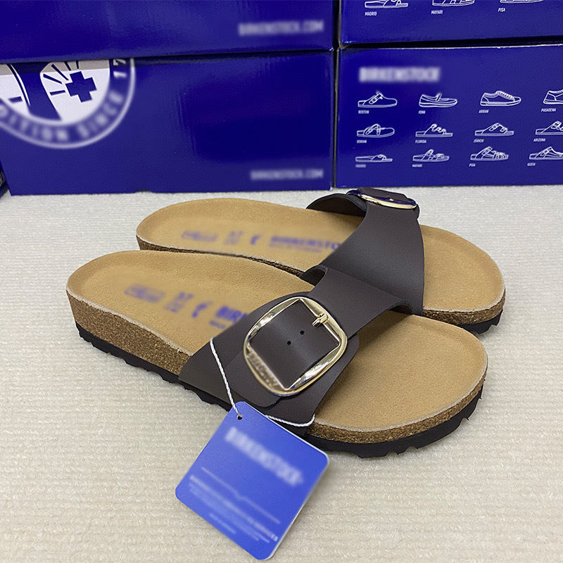 Aizomr2.0 Flat-Soled Birkenstock-Style New Beach Slippers, Women's Flat Slippers, Massage Slippers, Non-Slip, Comfortable for the Feet Aizomr2.0 Flat-Soled Birkenstock-Style New Beach Slippers, Women's Flat Slippers, Massage Slippers, Non-Slip, Comfortable for the Feet