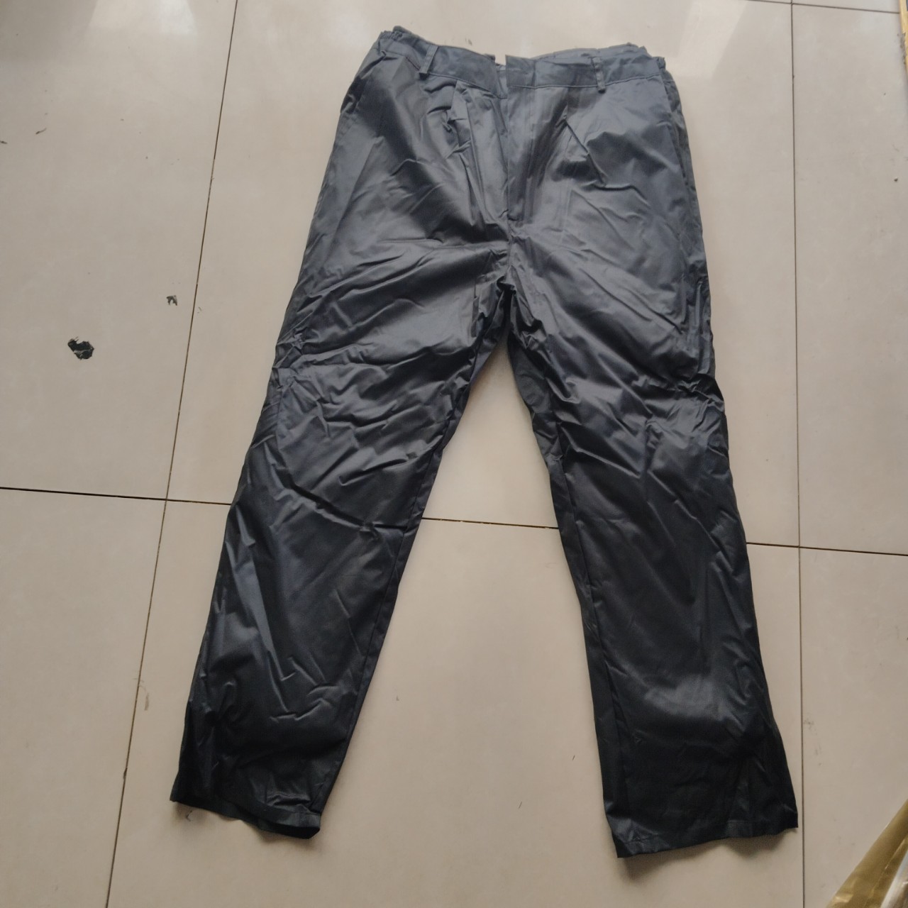 In stock: Security guard duty cotton trousers with detachable covers, multi-functional cold-weather pants, suitable for outdoor work, rain and snow protection.