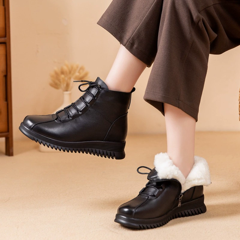 Популярные зимние женские сапоги, хлопковые сапоги с верхом из натуральной кожи и шерсти, теплые короткие сапоги для женщин среднего и старшего возраста, плоские нескользящие сапоги для пожилых.