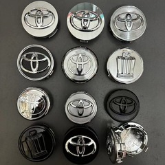 トヨタのハブカバーを適用します。
