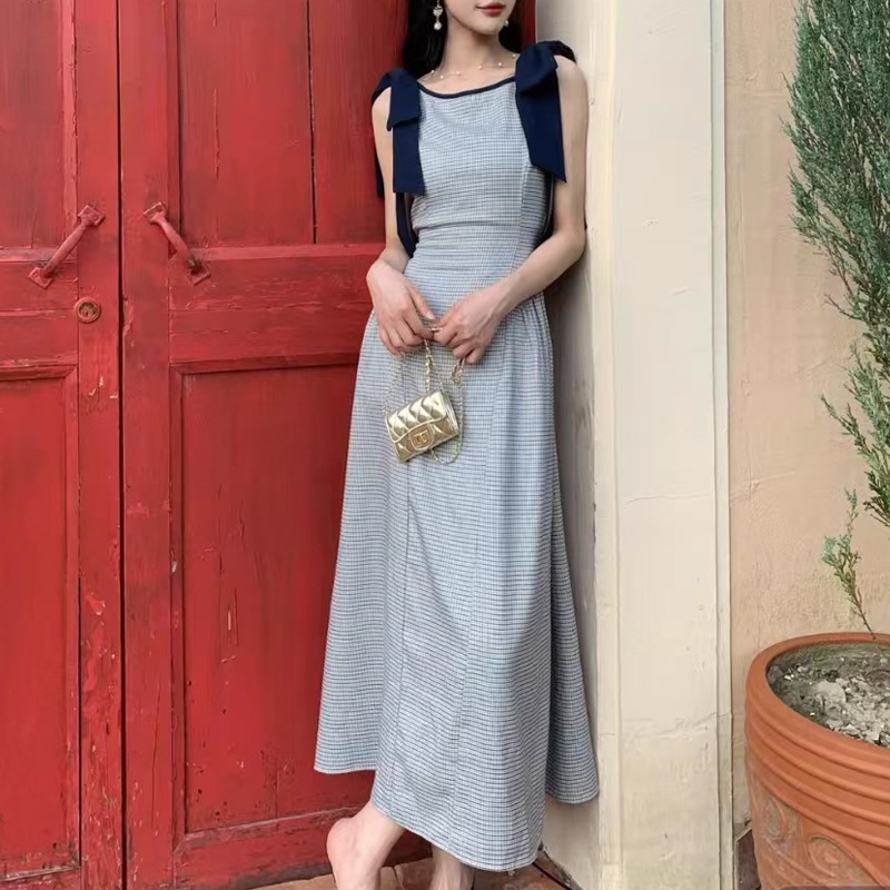 夏日海盐2025夏季甜美显瘦洋气千金短袖连衣裙设计感蝴蝶结长裙子