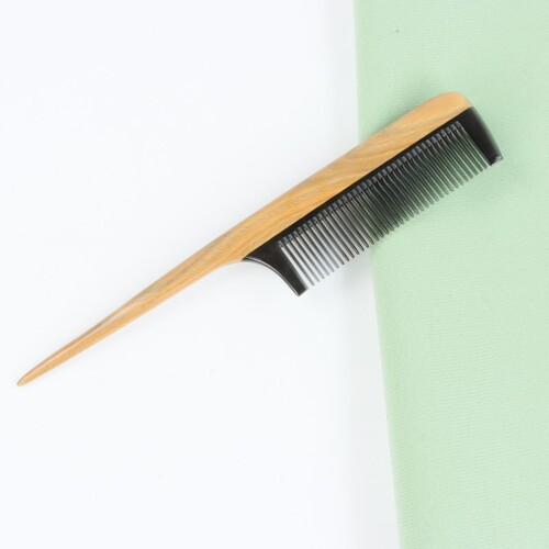 Green sandalwood pointed tail comb hair highlighting comb hair cutting comb children's hair braiding green sandalwood pointed comb