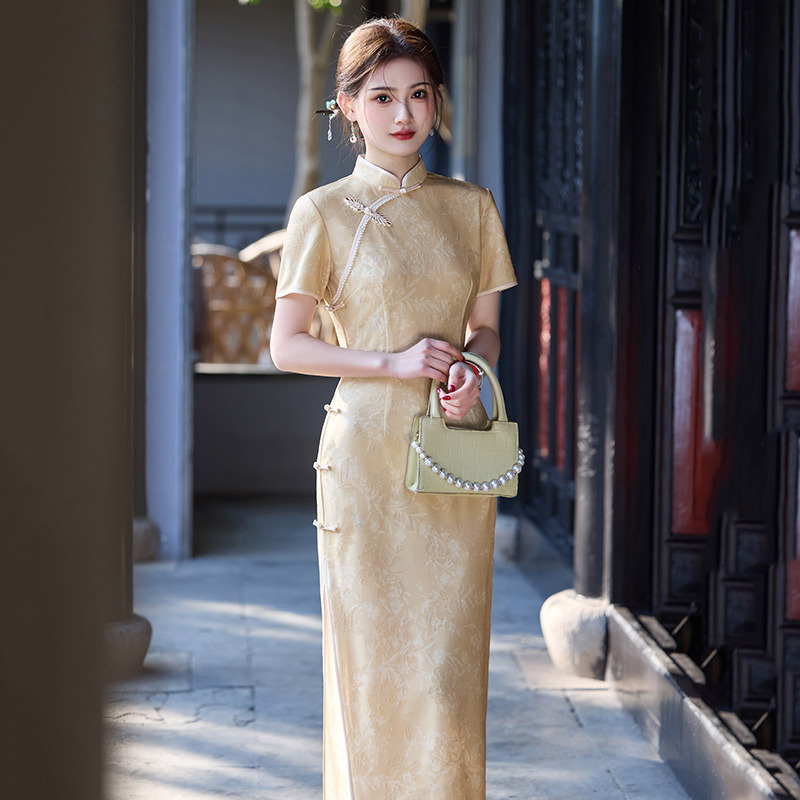 黃色中式長款改良旗袍2025新款年輕款女復古修身短袖高考送考夏季