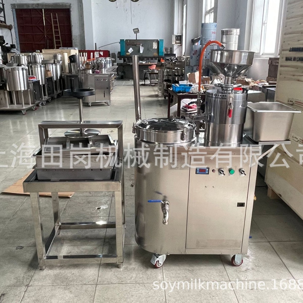 厂家直销T-30Z型系列商用豆腐机  豆花机 不锈钢浆渣分离磨浆机