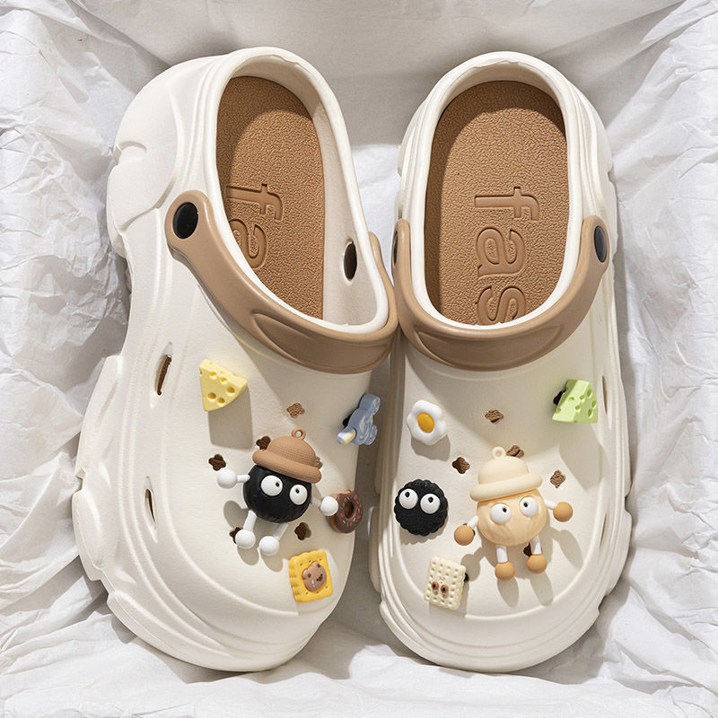 Thick-Soled Height-Increasing Clogs for Women, Summer Outerwear, Deodorant, Internet Celebrity, Super Popular Seaside Beach, Beautiful Toe-Cap Sandals for Women