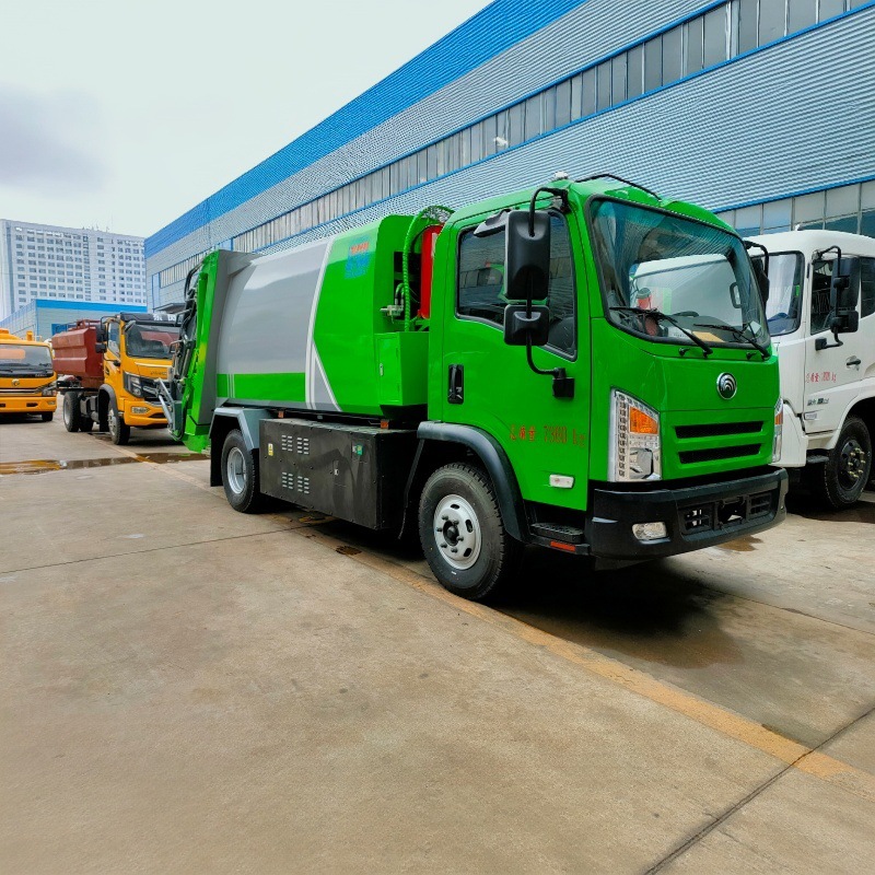 Electric-powered, compression-type garbage trucks with a sealed compression system for separate collection of wastewater, and new energy-powered sanitation garbage collection vehicles