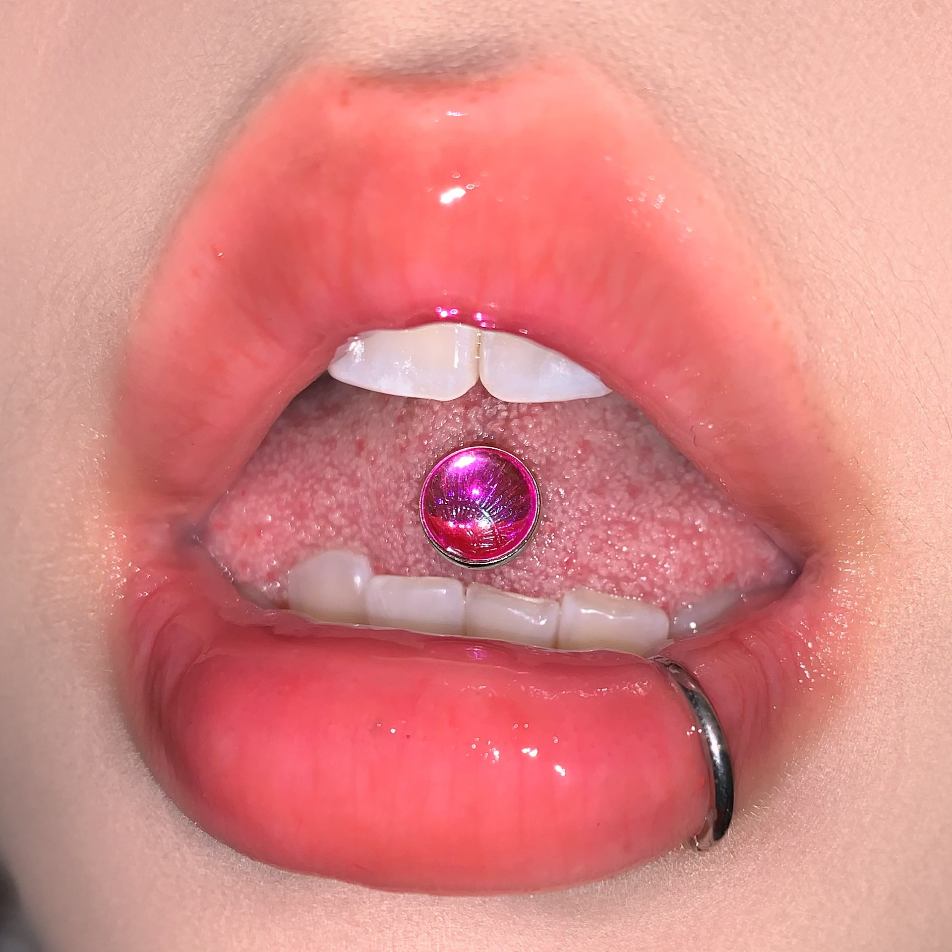 Labret piercing jewelry detail image