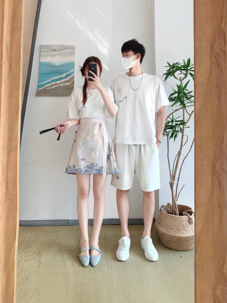 Summer couple clothing