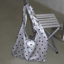 2025�nϵinsС���yɫ���沨�c���ذ��͹Ÿ߼��p��������μ����