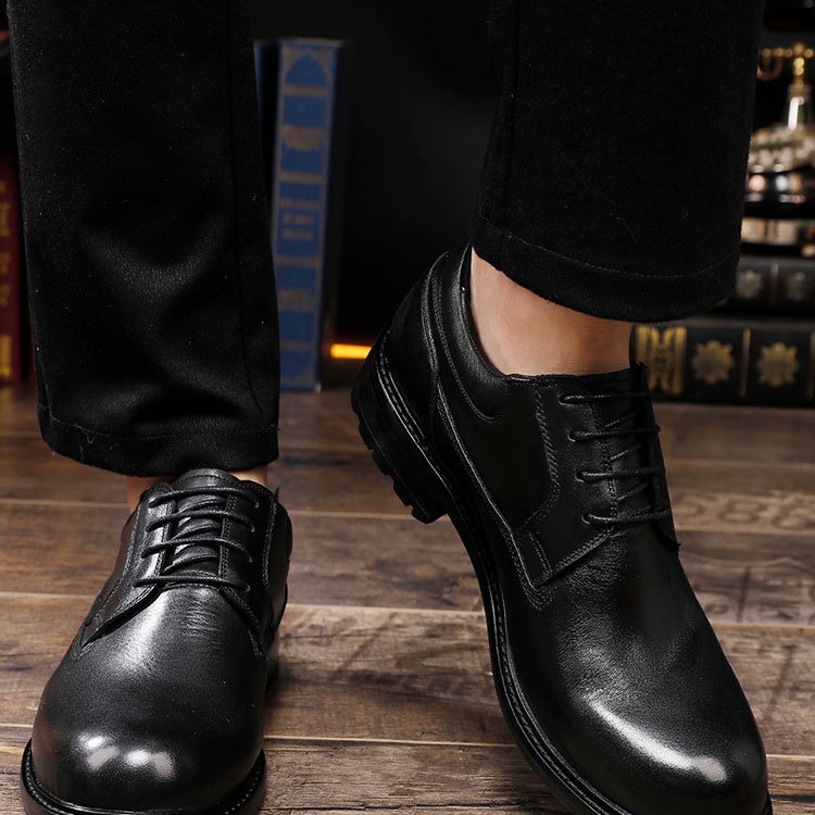 Leather shoes Vintage handmade leather outsole shoes Black wedding shoes business right Men's shoes_vogvips.com