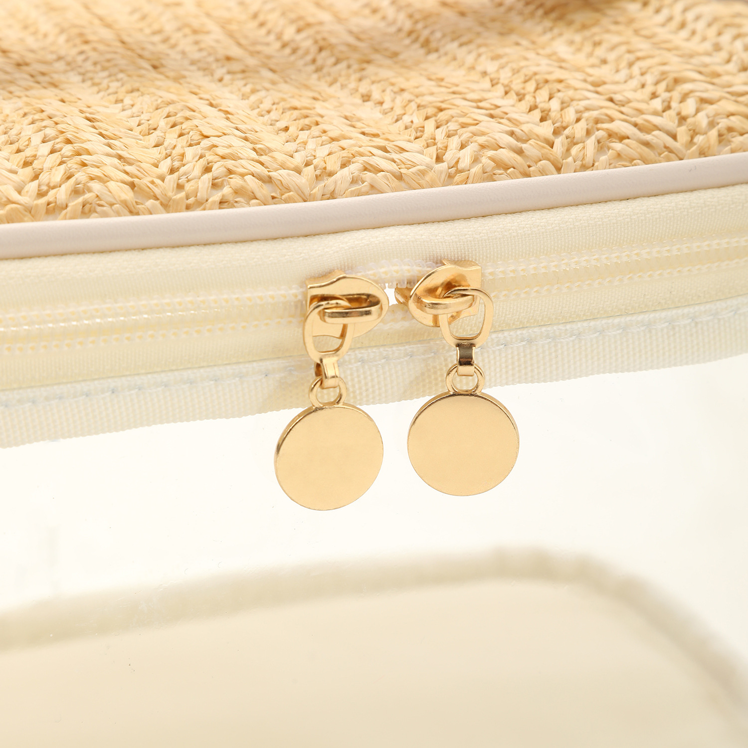 Small Chic Style Large Capacity PVC Straw Travel Toiletry Portable Cosmetic Storage Bag, Fresh And Elegant_voghion.com