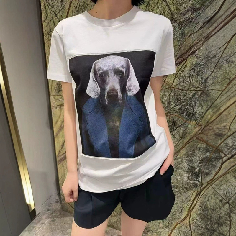 Max Retro Style Heat-Printed Dog Head + Printed Letters Round Neck T-Shirt for Women, Summer Loose Mid-Length Trendy Brand Short-Sleeve Max Retro Style Heat-Printed Dog Head + Printed Letters Round Neck T-Shirt for Women, Summer Loose Mid-Length Trendy Brand Short-Sleeve