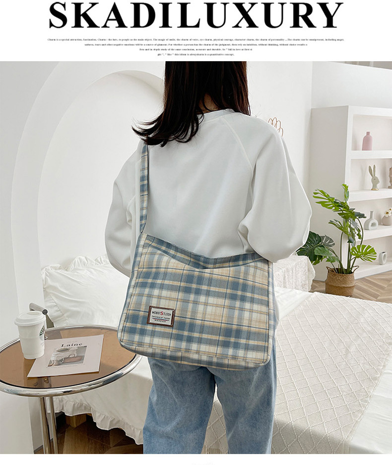 2022 New single-shoulder women's trendy checkered Korean style versatile crossbody bag for boys and girls, textbook bag undefined
