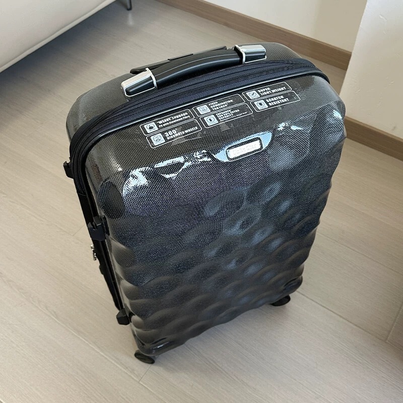 Ultra-Lightweight Only 2kg Exported to Japan Carbon Fiber Pc Suitcase Japanese Universal Wheel Suitcase 20inch Carry-On Suitcase