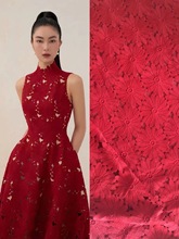 女装酒红色婚纱欧美大红色水溶时装植物花型重工刺绣面料