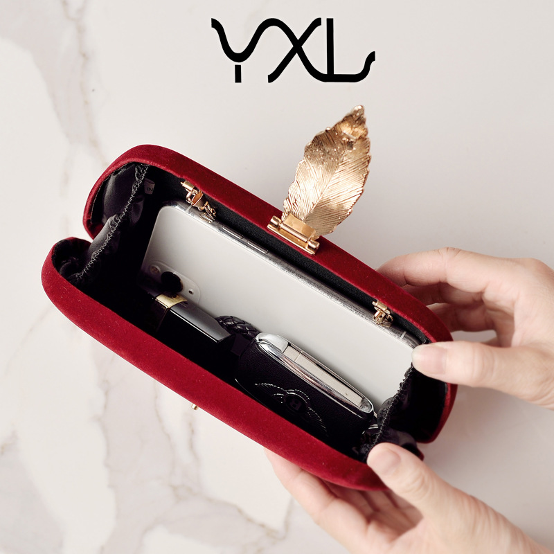 Nuevo comercio exterior transfronterizo bolsa de cena de terciopelo hoja bolso de mujer bolso cheongsam bolso de mano celebridad bolso de fiesta de terciopelo