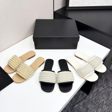 ߶Ʒ|2025¿СLЬeŮļ⴩ƽƤɳЬ