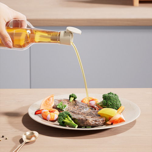 Automatic open and close oil pouring bottle silicone plug, leak-proof multi-purpose oil pouring spout kitchen soy sauce vinegar bottle plug