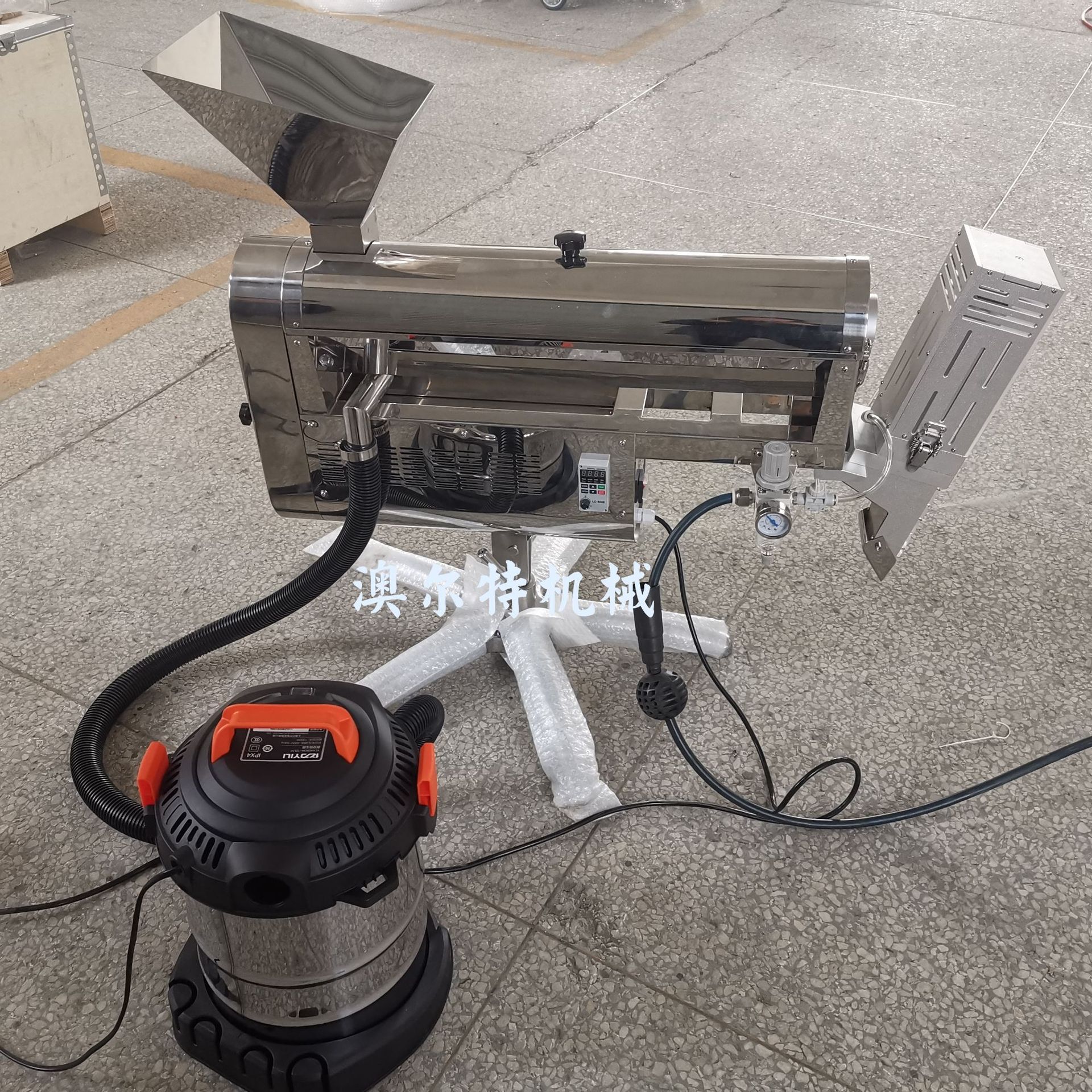 胶囊抛光机去除胶囊表面粉尘自动踢废，分选抛光机除粉机