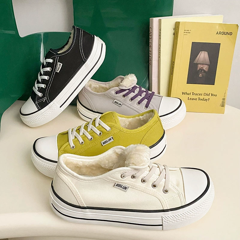 2023 Зимние женские туфли на флисовой подкладке с хлопковой подкладкой, универсальные низкие Туфли ulzzang и модные уличные утолщенные теплые парусиновые туфли
