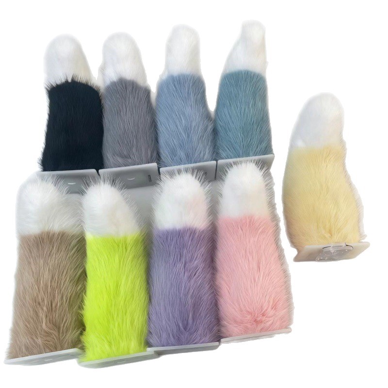 Una pieza de automóvil eléctrico cola cola decoración colgante control de voz cola cola de zorro eléctrico peluche cola pequeña