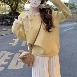 甜妹风圆领针织毛衣 蕾丝蝴蝶结领口露肩设计 软糯显瘦 秋冬百搭