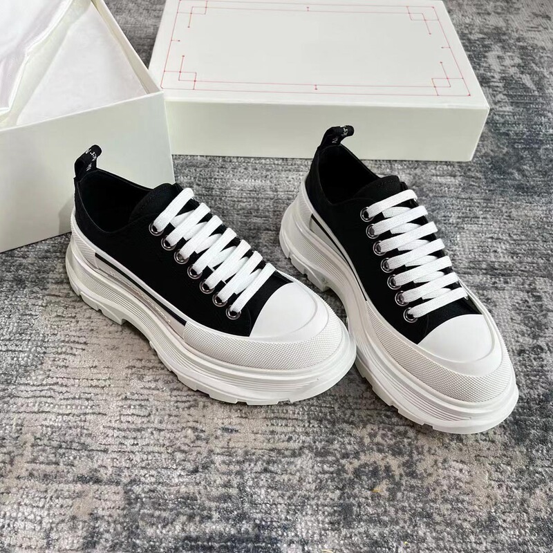 Dad Shoes with Thick Platform Soles, Mcqueen Canvas Shoes for Men and Women, Height-Increasing Couple's Low-Top Lace-Up Casual Shoes, Slimming and Comfortable