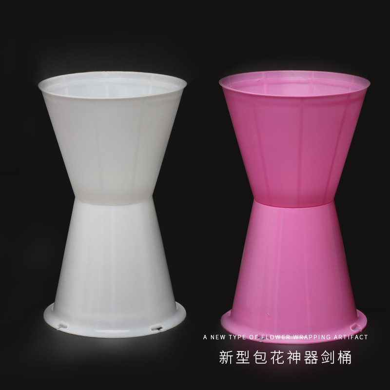 Brillante estilo Chanel envoltura de flores artefacto tubo de flecha de plástico grande tamaño pequeño mayor arreglo floral fijo liner titular de la flor de la base