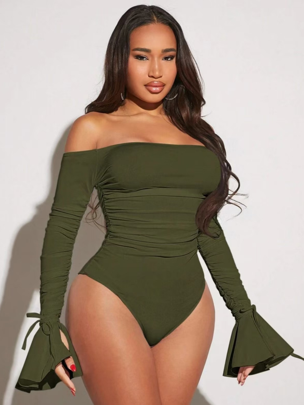 G25B065-2025 Europa y los Estados Unidos nueva sensación femenina de chicas calientes con camiseta de moda de color sólido de manga larga ropa de mujer image 4