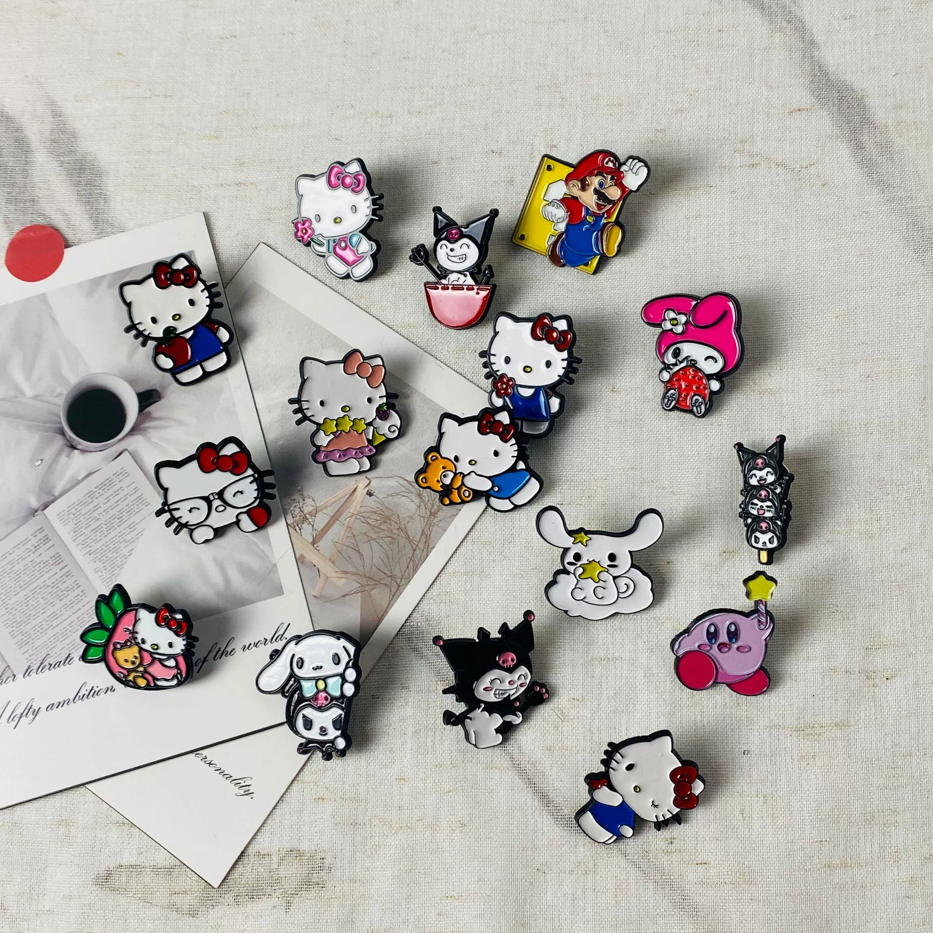 Металлическая брошь Hello Kitty, мультяшный значок из металла с эмалевым эффектом, разные цвета