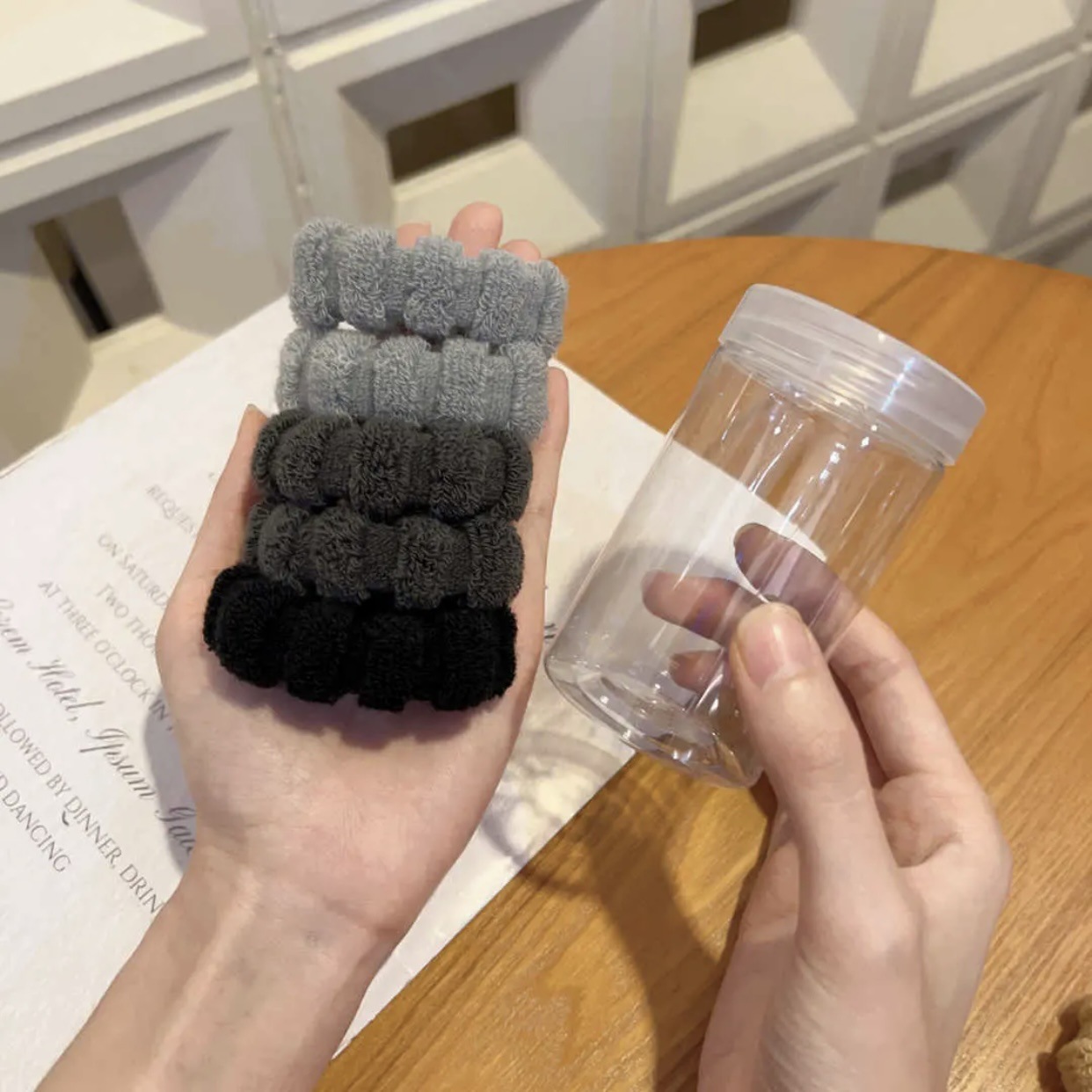 Diadema sin costuras tocado accesorios para el cabello banda para el cabello estilo coreano femenino Cola de Caballo corbata pelo no duele banda de goma elástica pelo cuerda al por mayor